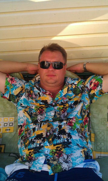 Роман Петров