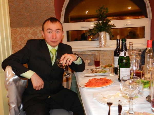 Нурлан Асабаев