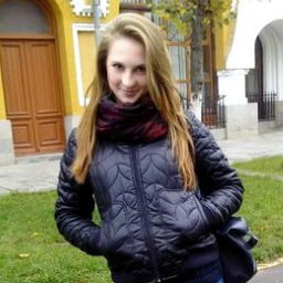 Юля Медяник