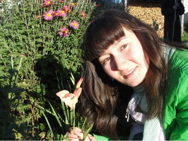 Лена Семёнова