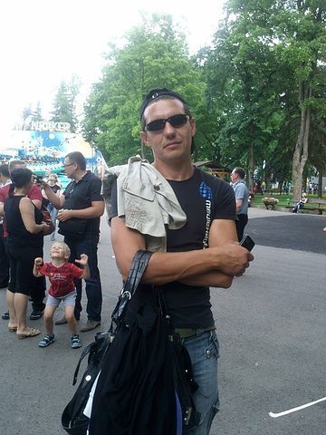 Олег Новоселов