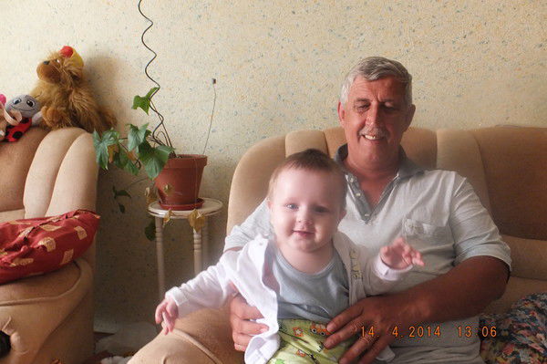 Владислав Николаев