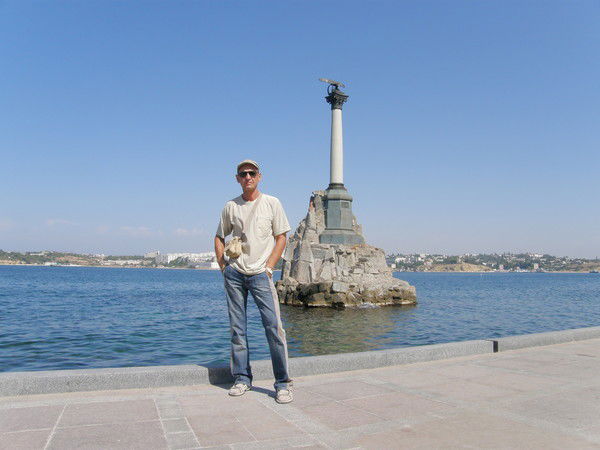 Павел Неяскин