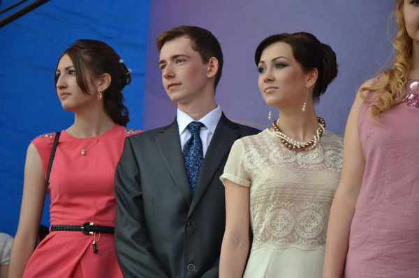 Неизвестно Неизвестно