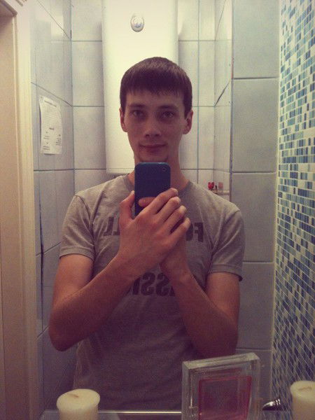 Андрей Николаев