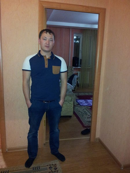 Армат Битурин