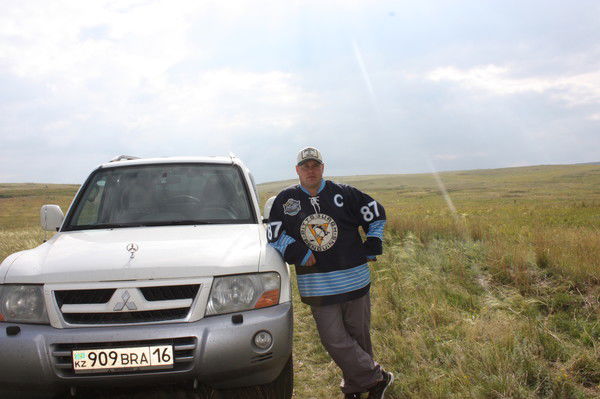 Евгений Санаров