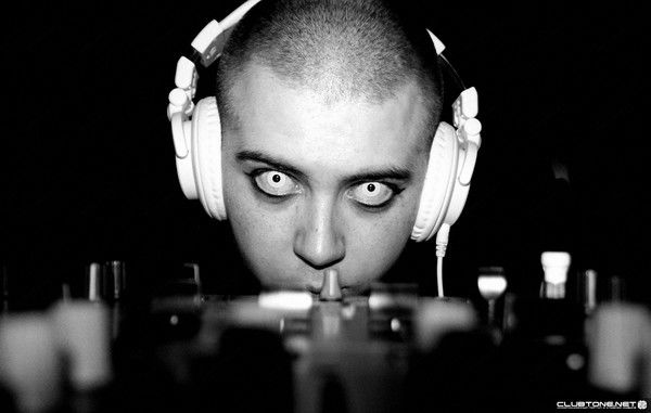 Алмаз Душеев