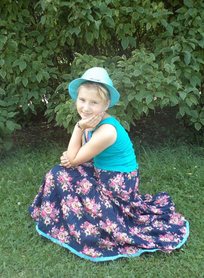 Юля Кондакова