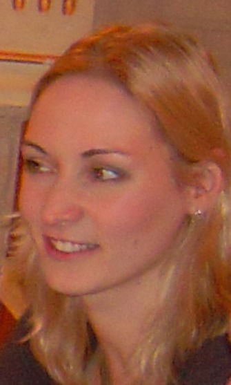 Юлия Петрова