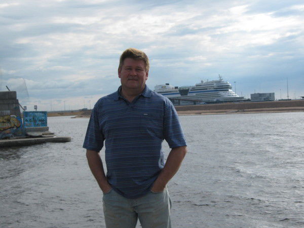 Виктор Нечаев