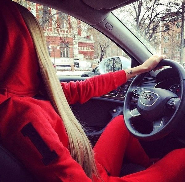 Алена Веселовская