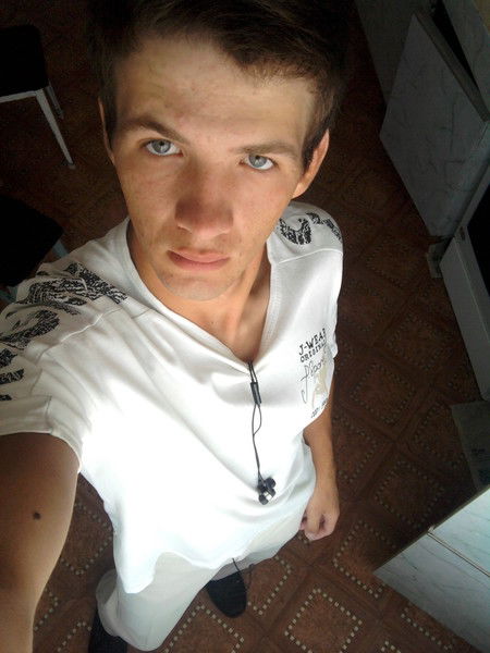 Владимир Шут