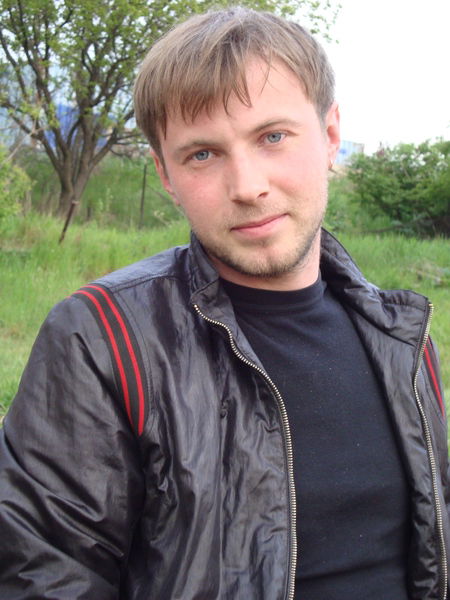 Артем Середенко