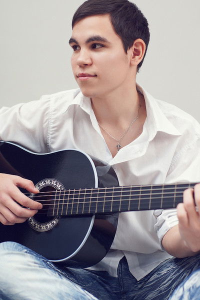 Александр _____