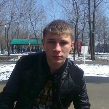 Максим Овчаренко