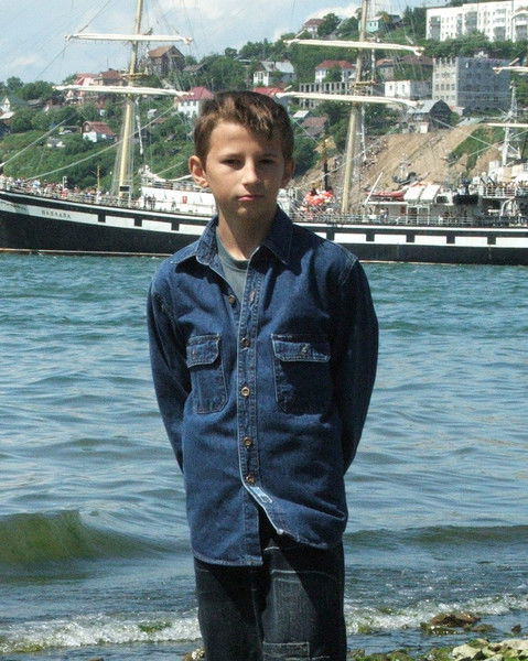 Дмитрий Емельянов