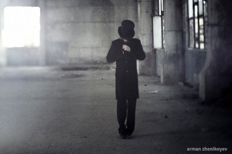 Денис Котов