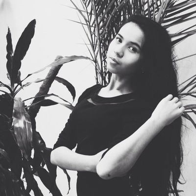 Парвина Махмудова