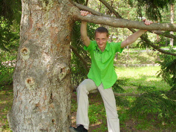 Дмитрий Раззорёнов