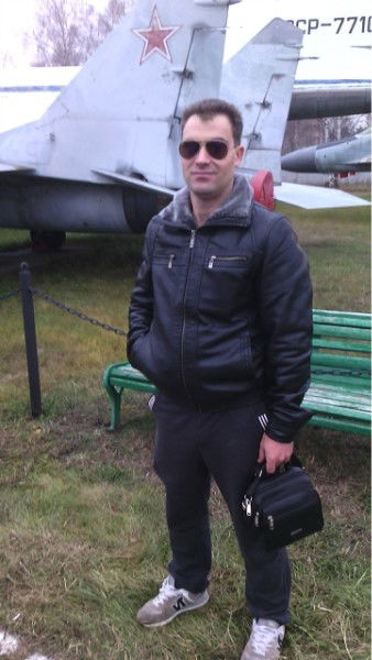 Дмитрий Aпару