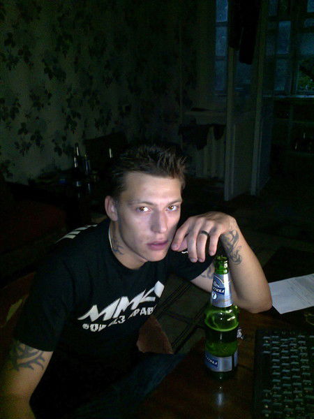 Владимир Петров