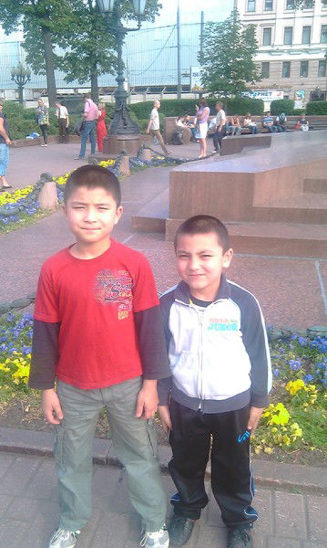 Алишер Азиярходжаев