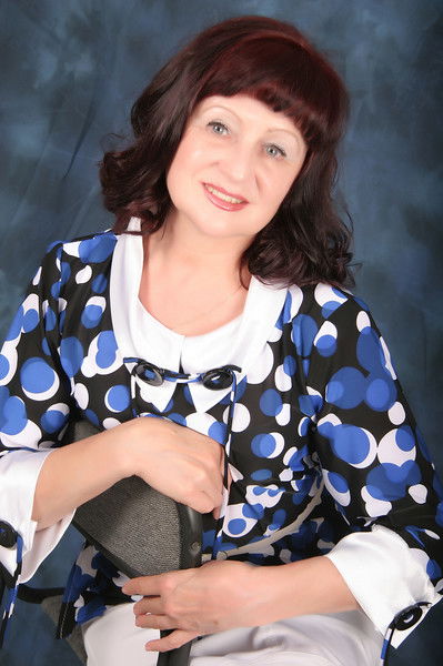 Люба Копырина