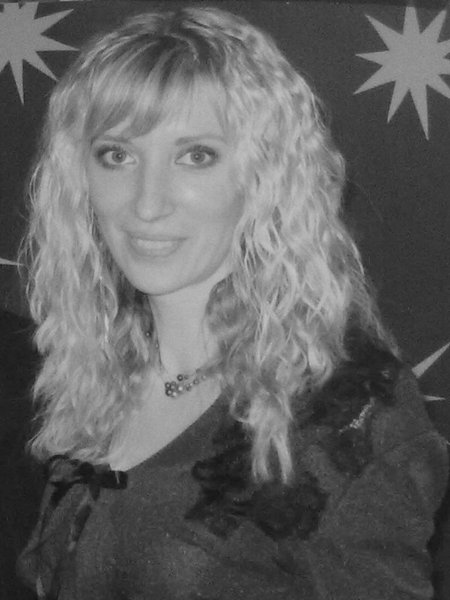 Елена Шаркова