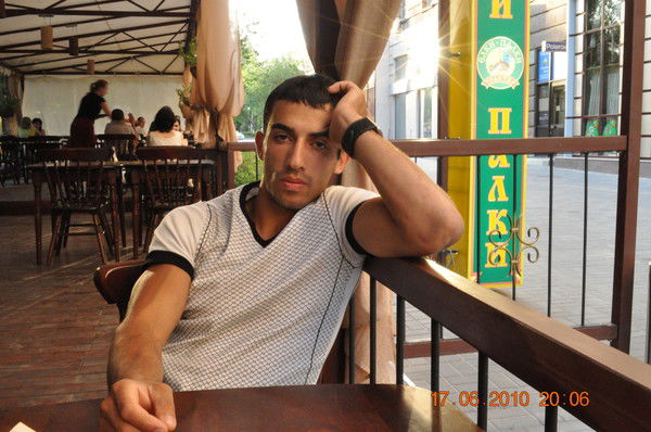 Артур Оганисян