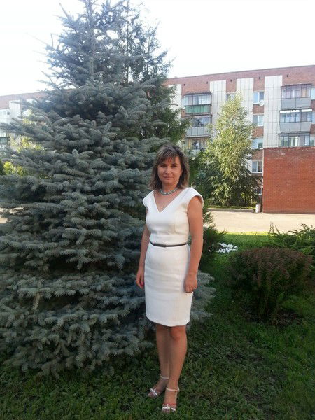 Марина Попова