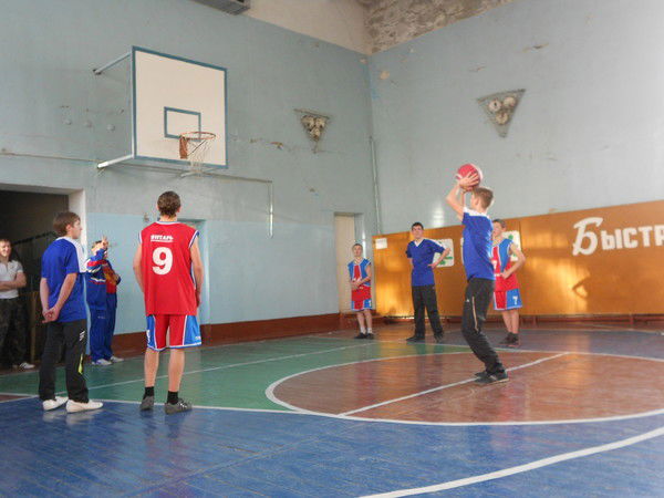 Александр Лазебник