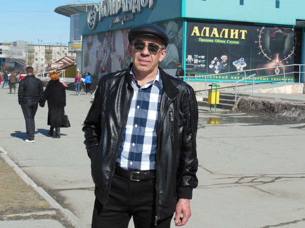 Виктор Карнаух