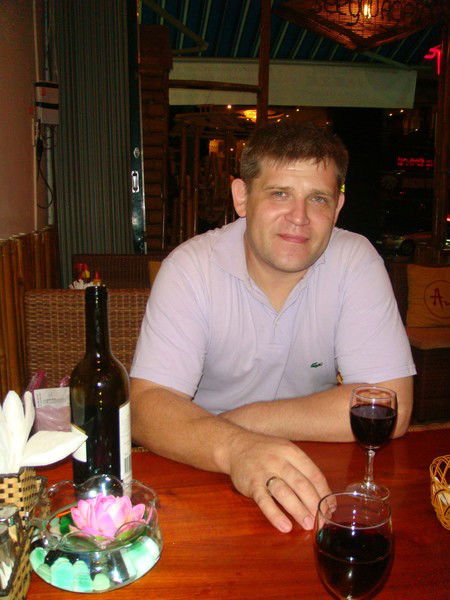 Валентин /**/**