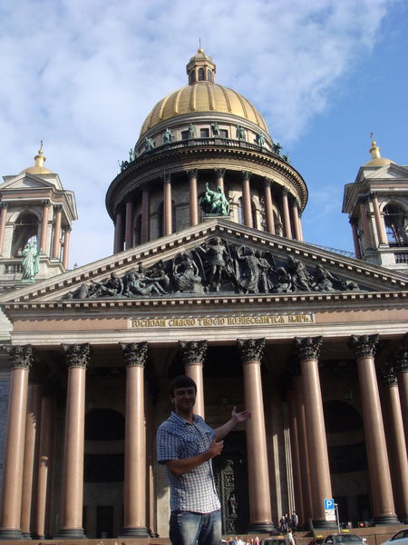 Рустам Мухамедназаров