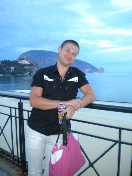 Виталий Алипов