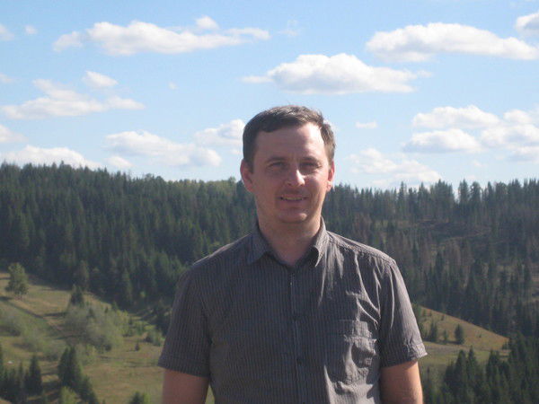 Максим Подовинников