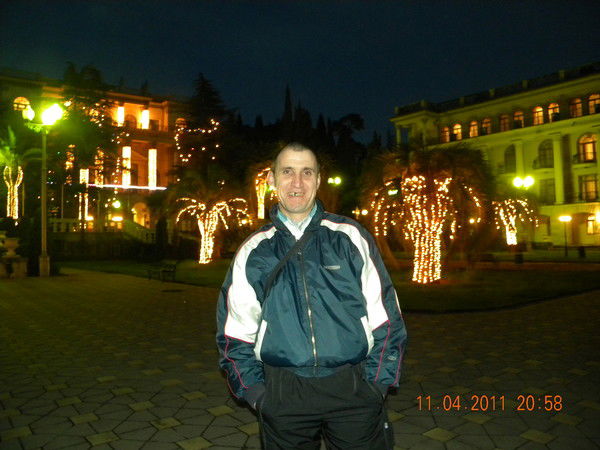 Олег Николаев