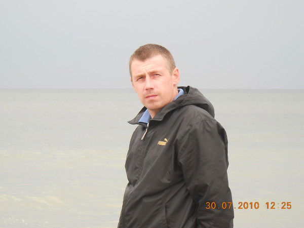 Олег Молчанов