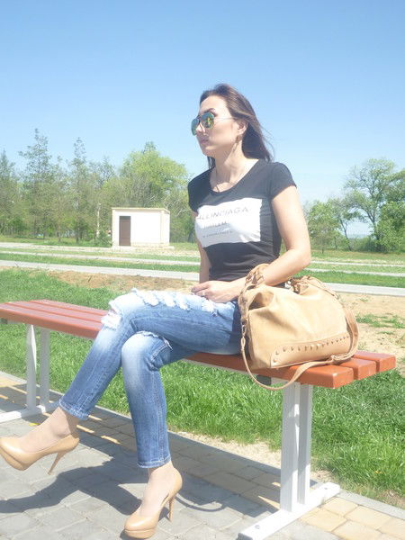 Анна Чуклеева