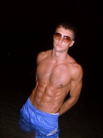 Неизвестно Неизвестно