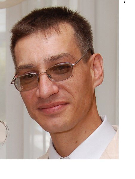 Александр Старков