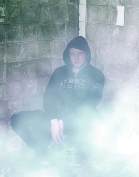 Денис Хмелев