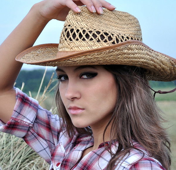 Наташа Чекемес