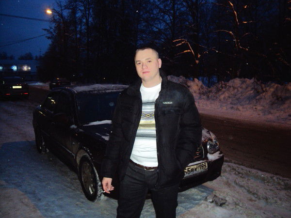 Дмитрий Лавренов