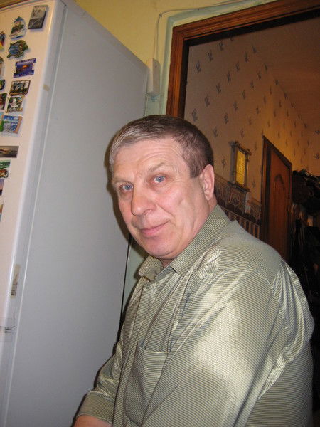 Виктор Ларин