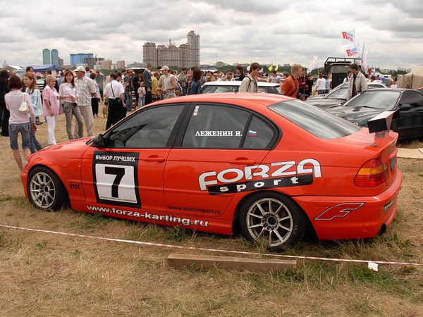 Илья Леженин