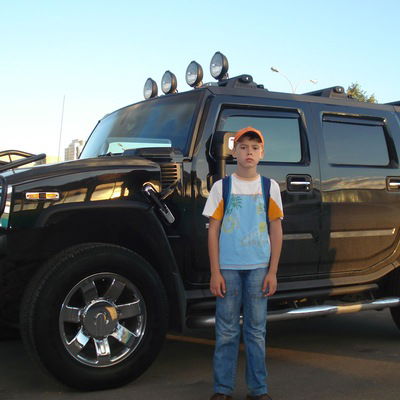 Женя Саяхов