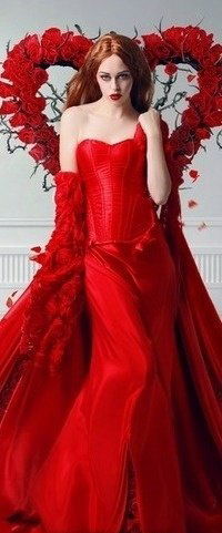 Брюнеточка-В Зефире