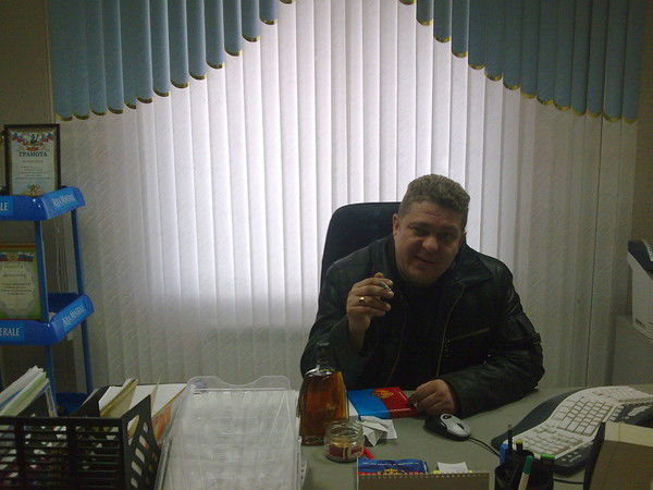 Олег Утюгов